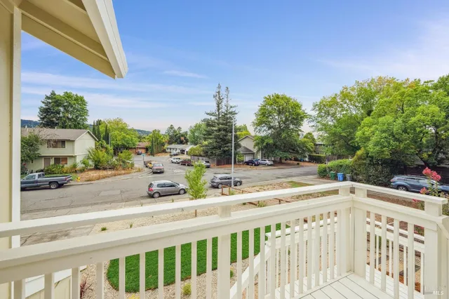 $799,000 | 18770 Park Tree Lane, Sonoma, CA 95476