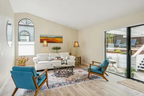 $799,000 | 18770 Park Tree Lane, Sonoma, CA 95476