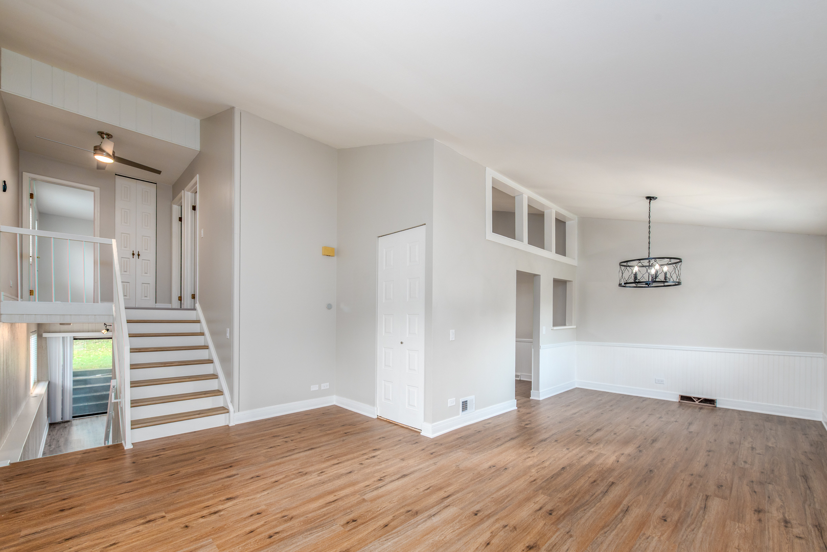 730 Circle Drive Roselle, IL 60172 - Photo 3 of 35 a view of empty room with wooden floor
