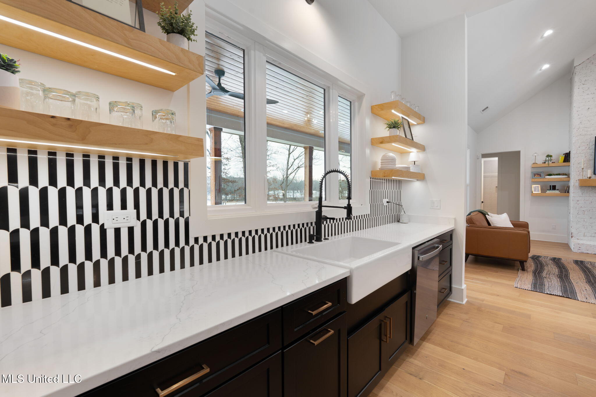 14871 Fairview Road Byhalia, MS 38611 - Photo 11 of 37 8-web-or-mls-14871 Fairview Rd. E-08