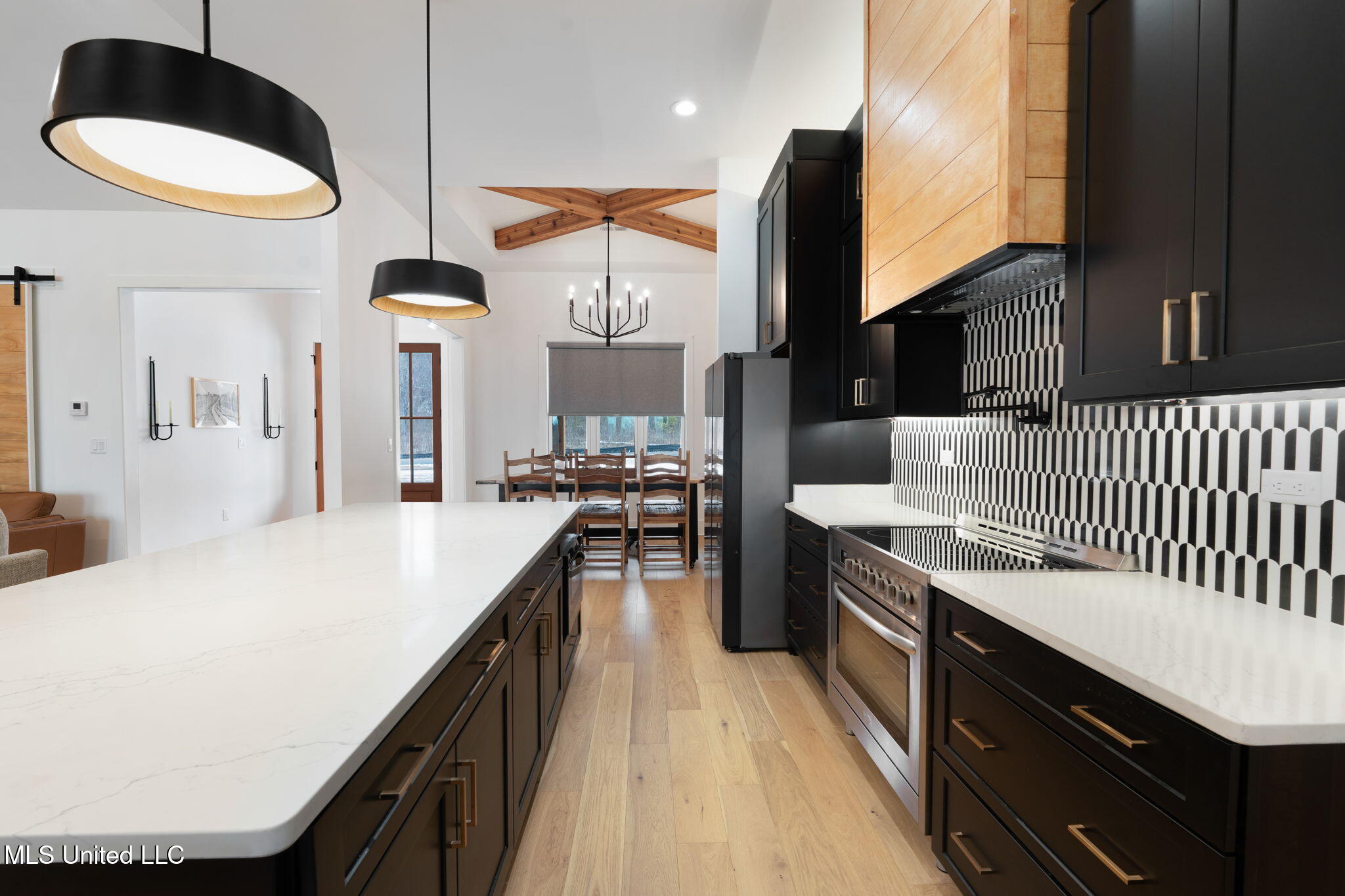 14871 Fairview Road Byhalia, MS 38611 - Photo 12 of 37 9-web-or-mls-14871 Fairview Rd. E-09