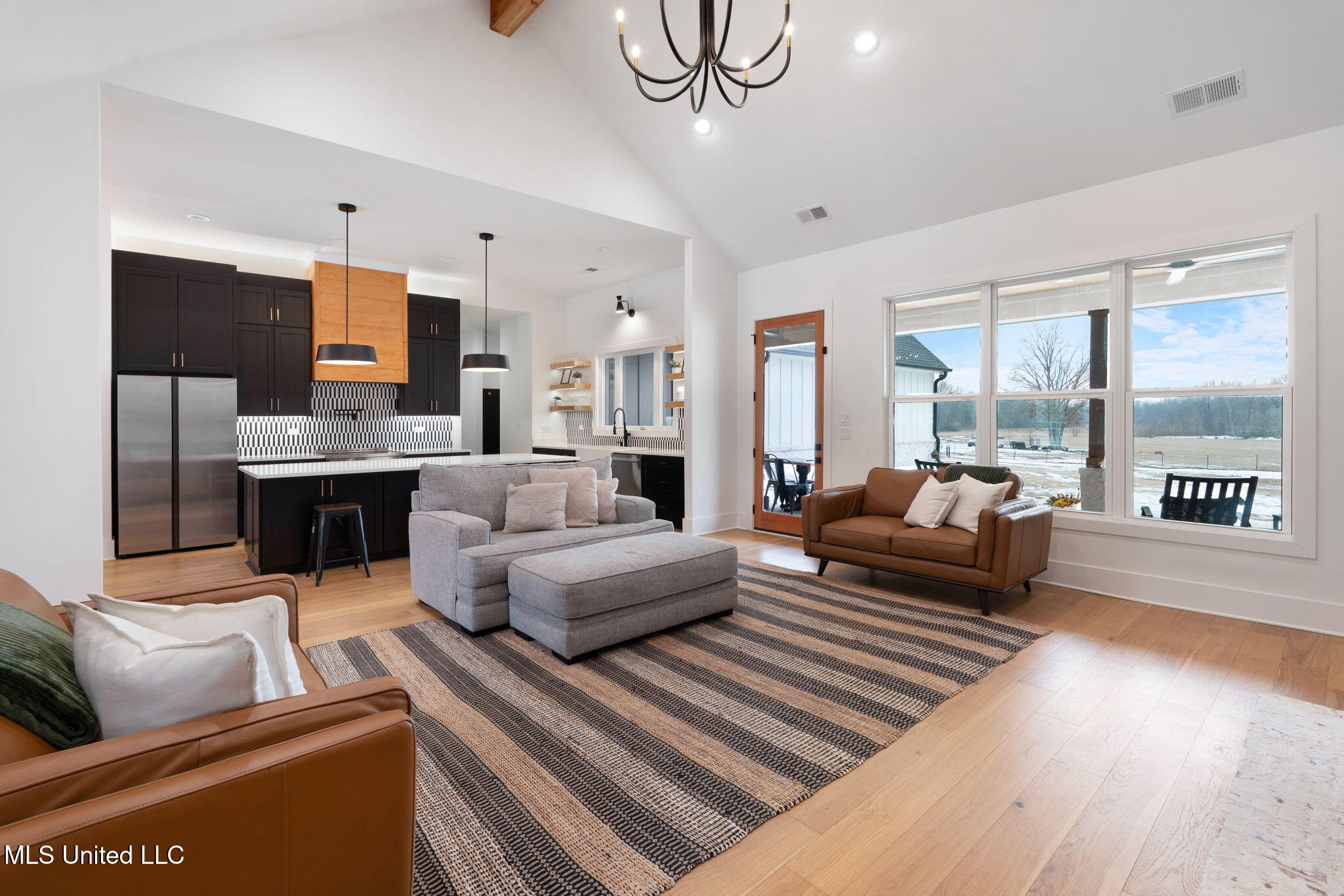 14871 Fairview Road Byhalia, MS 38611 - Photo 7 of 37 4-web-or-mls-14871 Fairview Rd. E-04