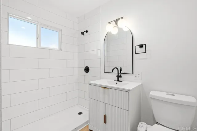 $799,000 | 1480 Vicksburg Drive, El Cajon, CA 92021