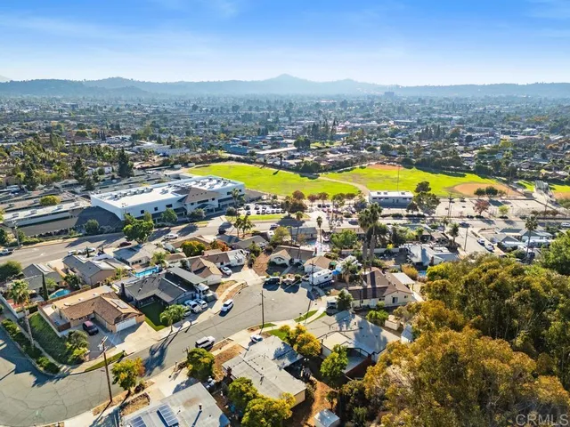 $799,000 | 1480 Vicksburg Drive, El Cajon, CA 92021