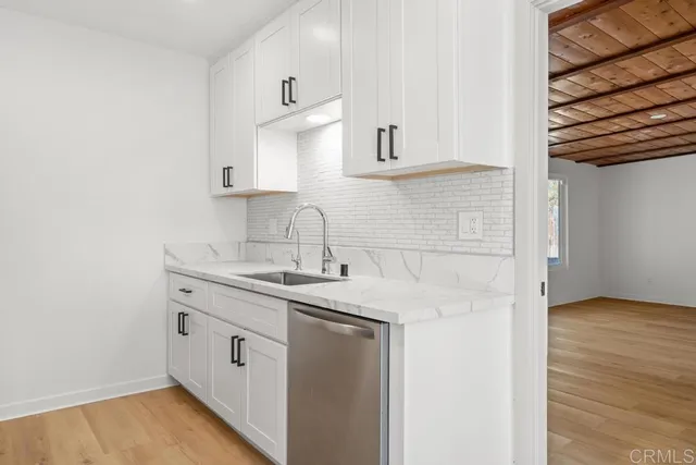 $799,000 | 1480 Vicksburg Drive, El Cajon, CA 92021