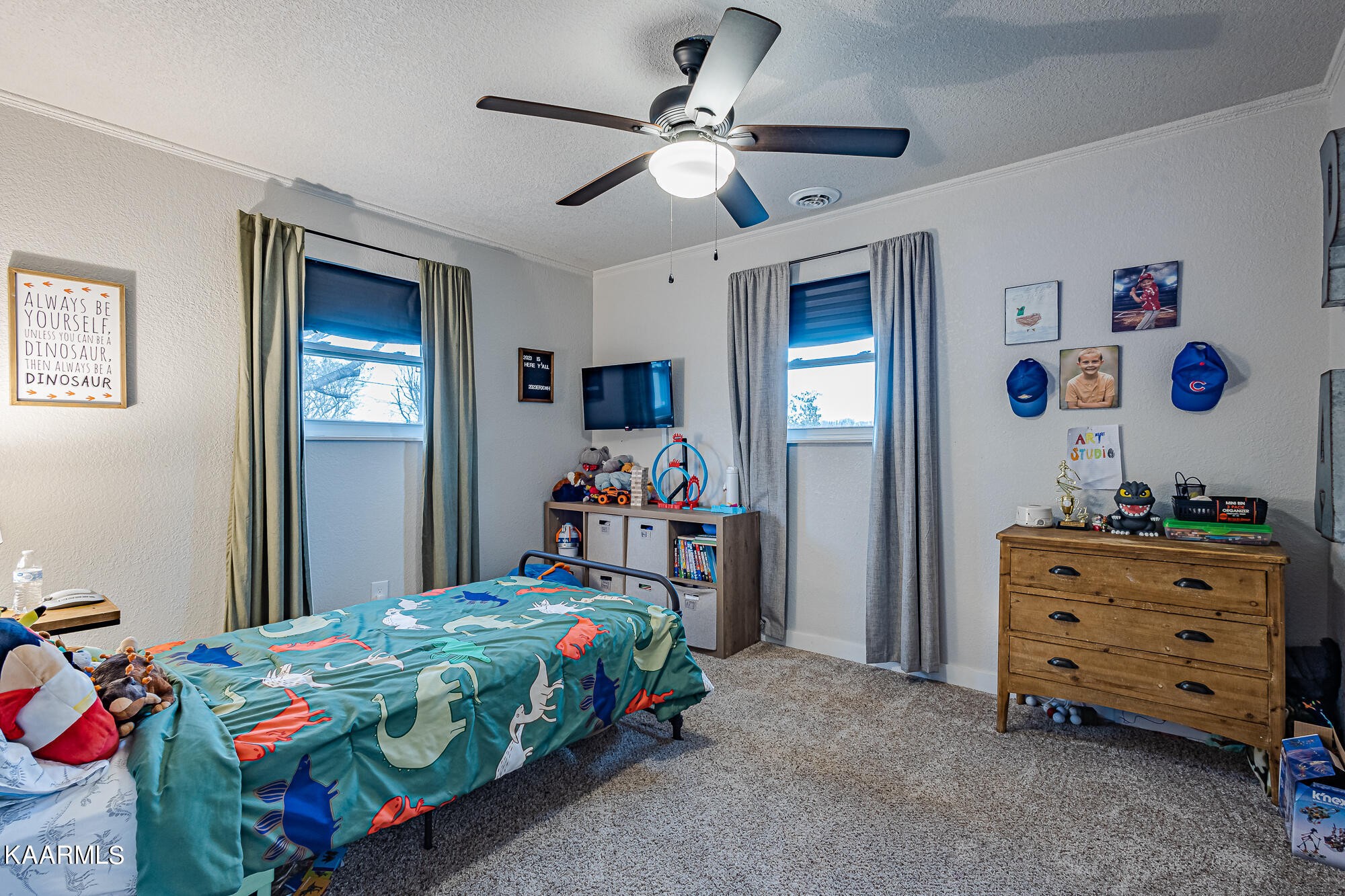112 County Road 142 Riceville, TN 37370 - Photo 23 of 28 a bedroom that has a bed and a baby bed