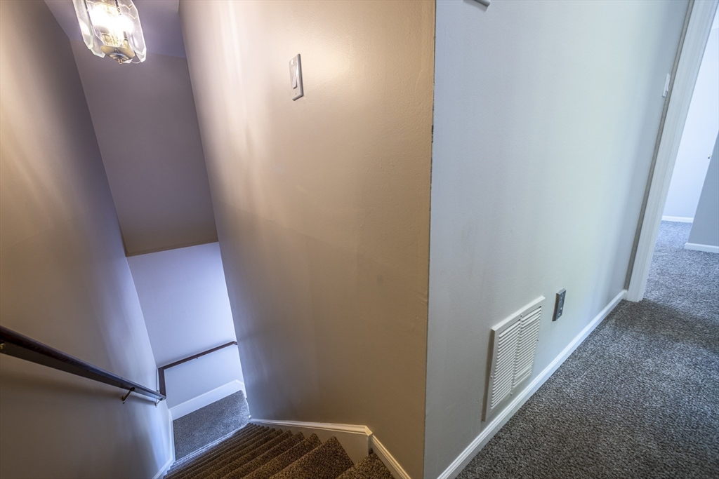 357 Boylston Street, Unit 3 Lowell, MA 01852 - Photo 25 of 35