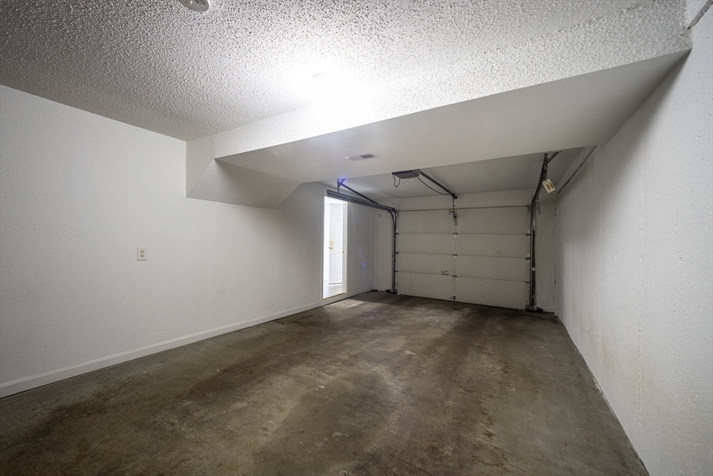 357 Boylston Street, Unit 3 Lowell, MA 01852 - Photo 32 of 35