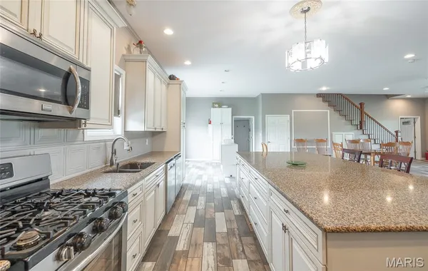 $1,325,000 | 14395 Highway F Canton Mo 63435, Canton, MO 63435