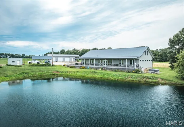 $1,325,000 | 14395 Highway F Canton Mo 63435, Canton, MO 63435