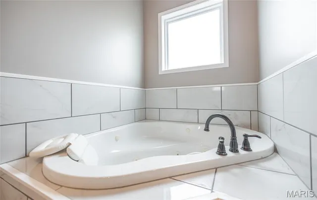 $1,325,000 | 14395 Highway F Canton Mo 63435, Canton, MO 63435