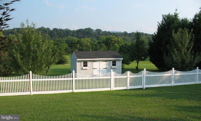 1105 Kesler Road Front Royal, VA 22630 - Photo 5 of 18 Large storage shed and new vinyl fence