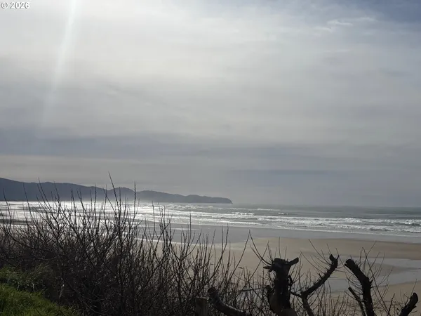 $75,000 | Roaring Tides, Unit ST 4, Tillamook, OR 97141