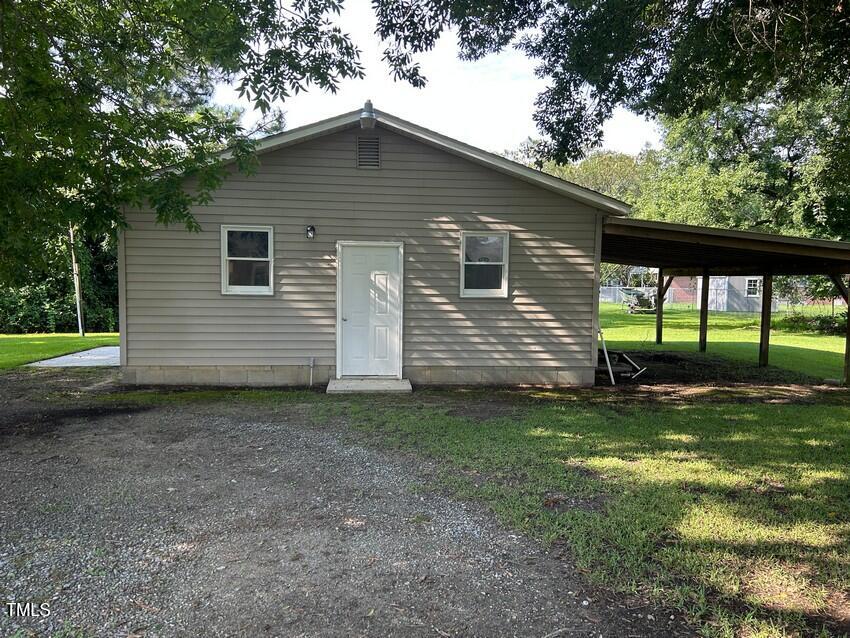 111 Colonial Drive Clinton, NC 28328 - Photo 21 of 21 a front view of house with yard