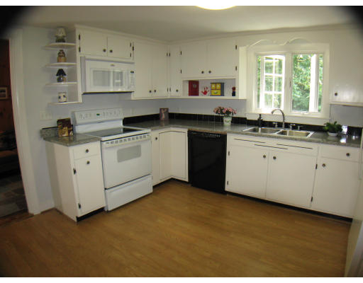 15 Oneida Road Acton, MA 01720 - Photo 8 of 12 Gallery Image 8