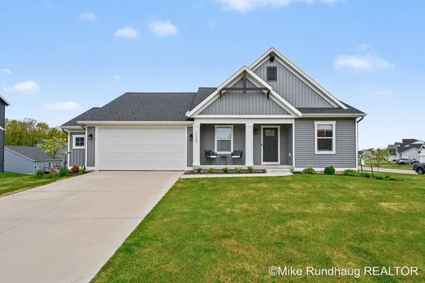$515,000 | 7367 Graymoor Street Southeast, Unit 44, Caledonia, MI 49316