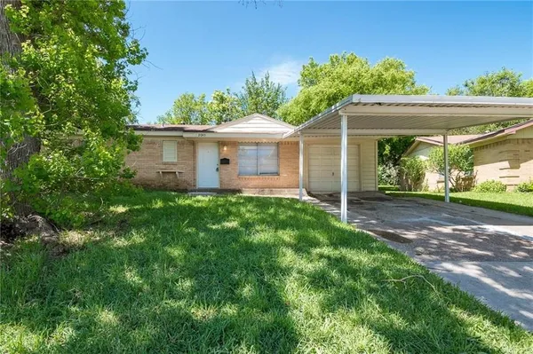 $1,600 | 2045 Avis Circle, Mesquite, TX 75149