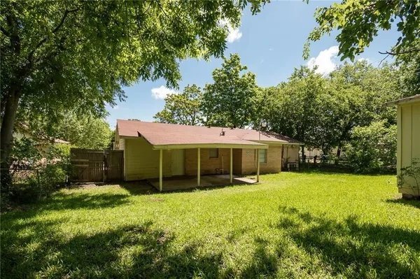 $1,600 | 2045 Avis Circle, Mesquite, TX 75149