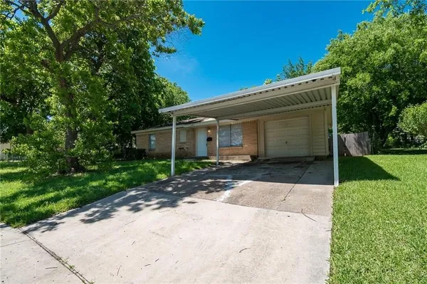 $1,600 | 2045 Avis Circle, Mesquite, TX 75149