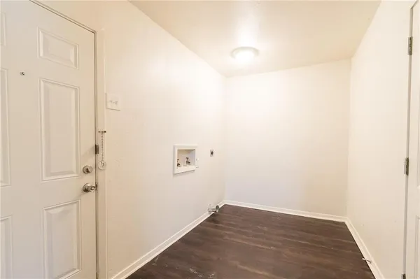 $1,600 | 2045 Avis Circle, Mesquite, TX 75149