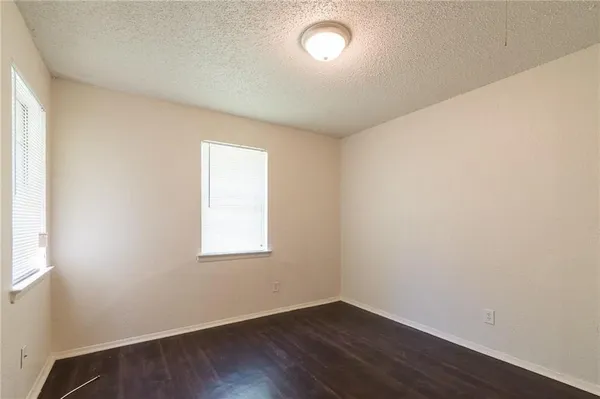 $1,600 | 2045 Avis Circle, Mesquite, TX 75149