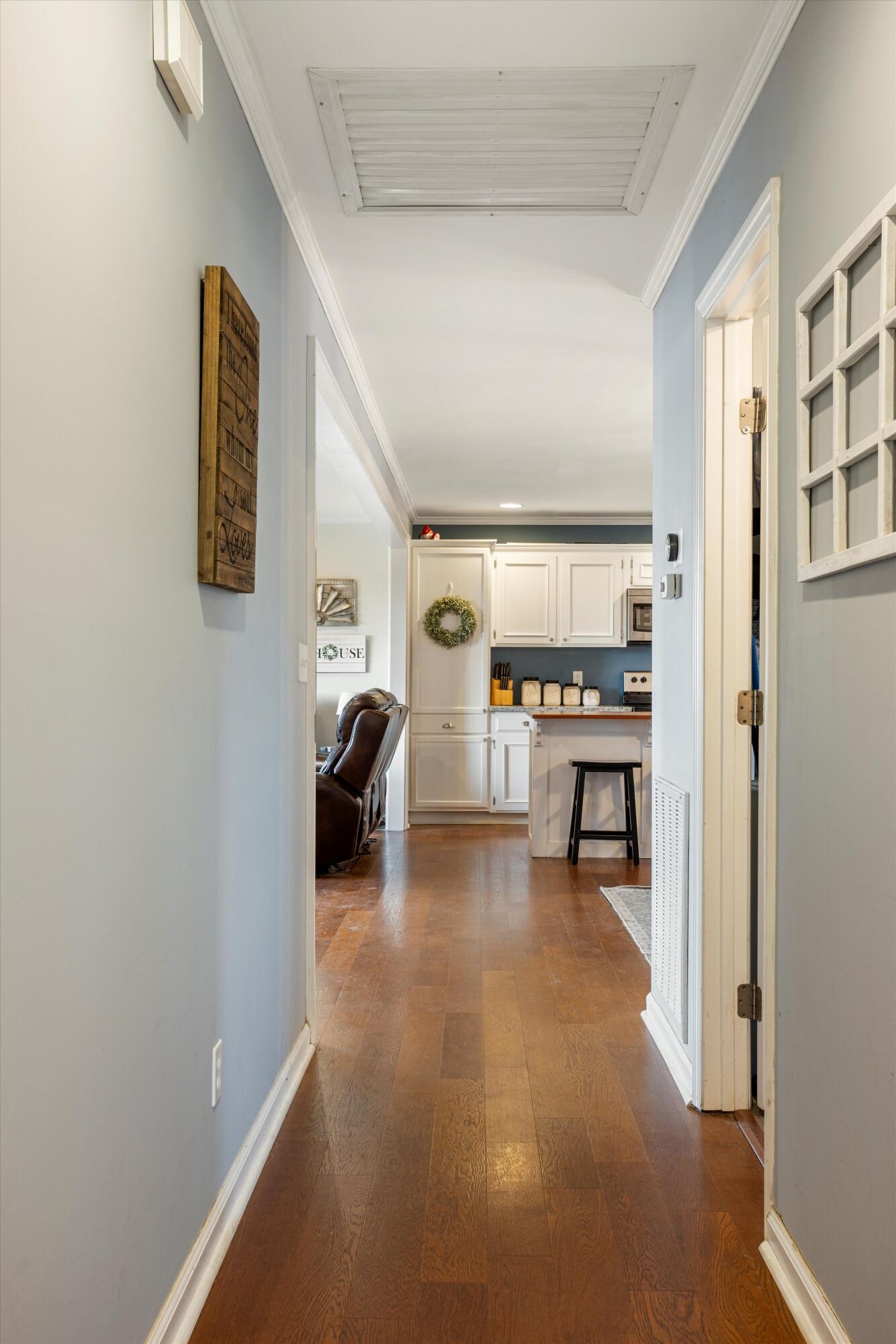2820 Nile Road Chattanooga, TN 37421 - Photo 23 of 39 Hallway