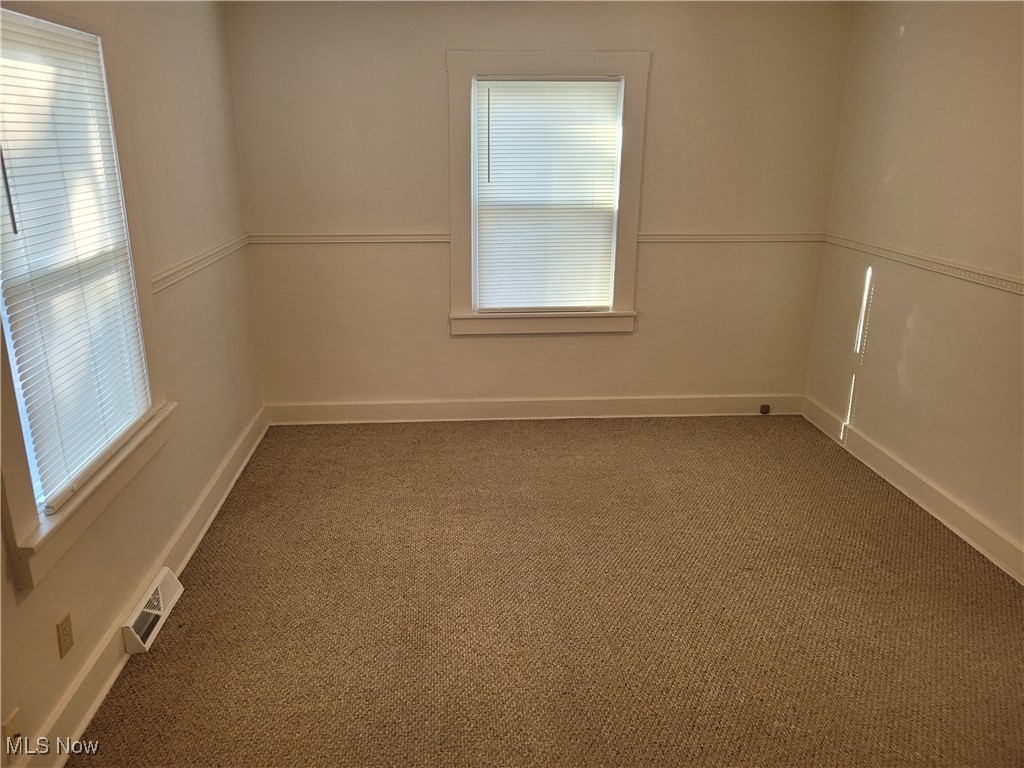 418 Wilson Street Struthers, OH 44471 - Photo 6 of 13 Gallery Image 6