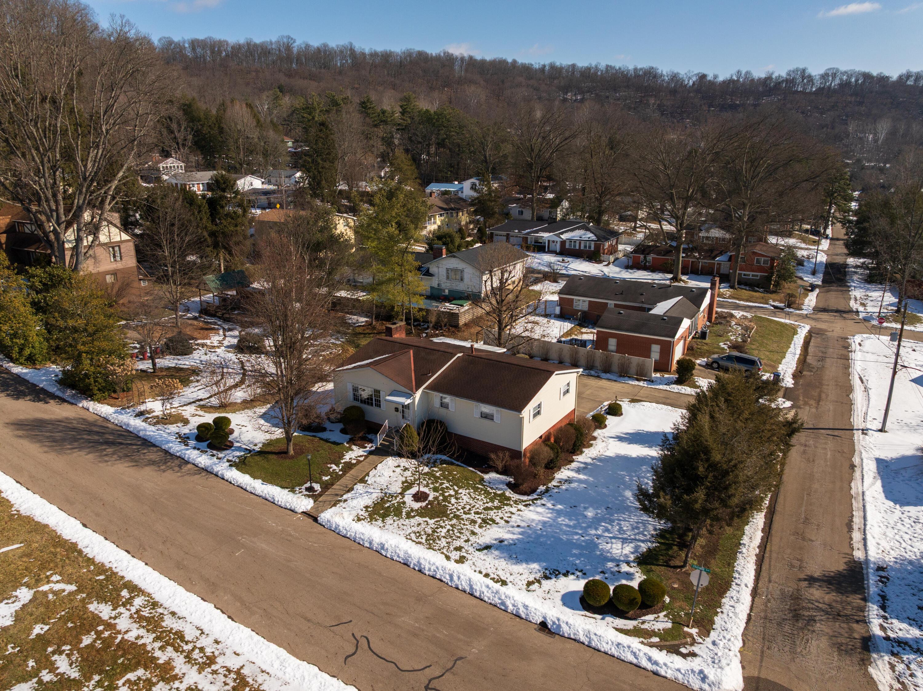 44 Strathmore Boulevard Athens, OH 45701 - Photo 39 of 54 JZP_44StrathmoreBlvd_050