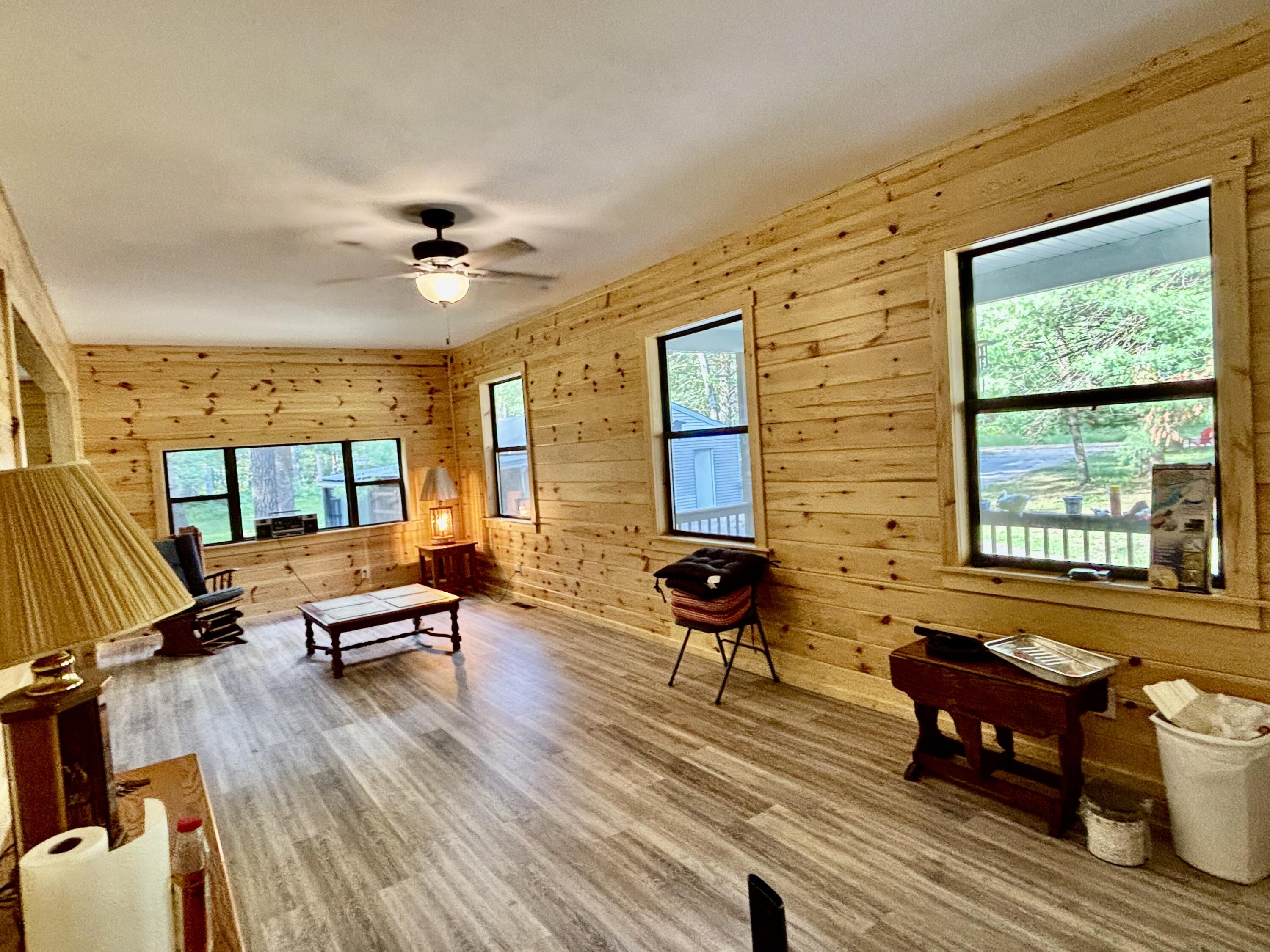 2594 South Forman Road Baldwin, MI 49304 - Photo 7 of 28 Living