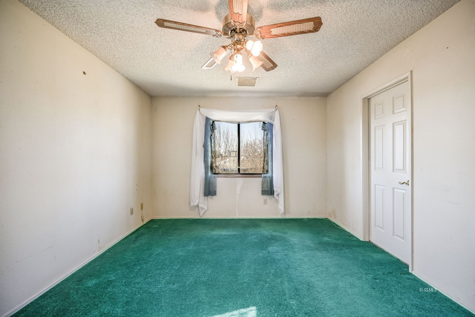 227 Kimberly Lane Ridgecrest, CA 93555 - Photo 24 of 32 Gallery Image 24