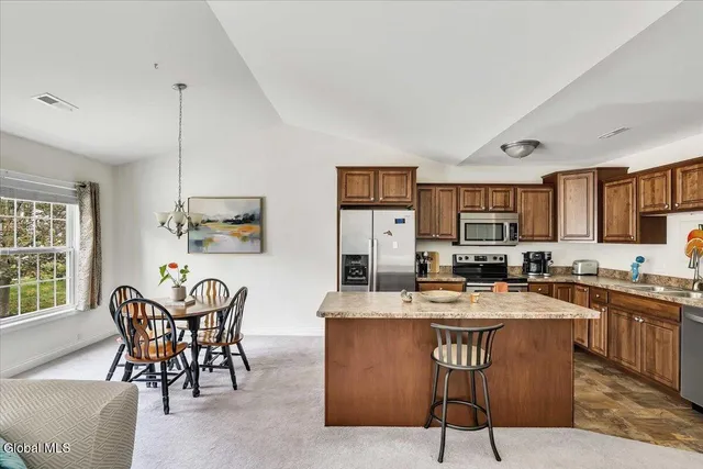 $315,000 | 202 Royale Court, North Greenbush, NY 12180