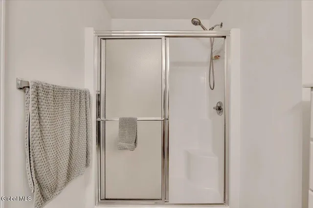 $315,000 | 202 Royale Court, North Greenbush, NY 12180