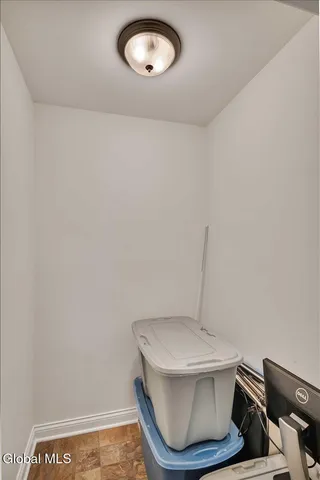 $315,000 | 202 Royale Court, North Greenbush, NY 12180