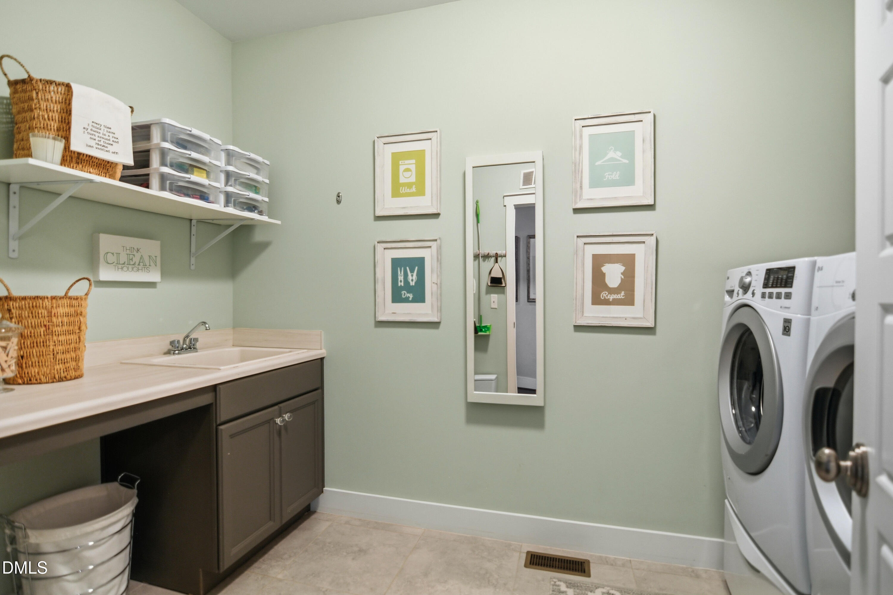 1331 Revolution Circle Raleigh, NC 27603 - Photo 16 of 40 034