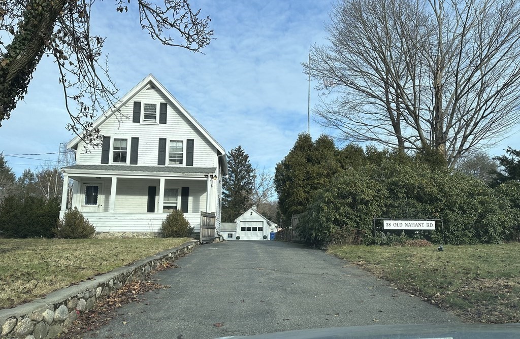 38 Old Nahant Road Wakefield, MA 01880 - Photo 1 of 39 Gallery Image 1
