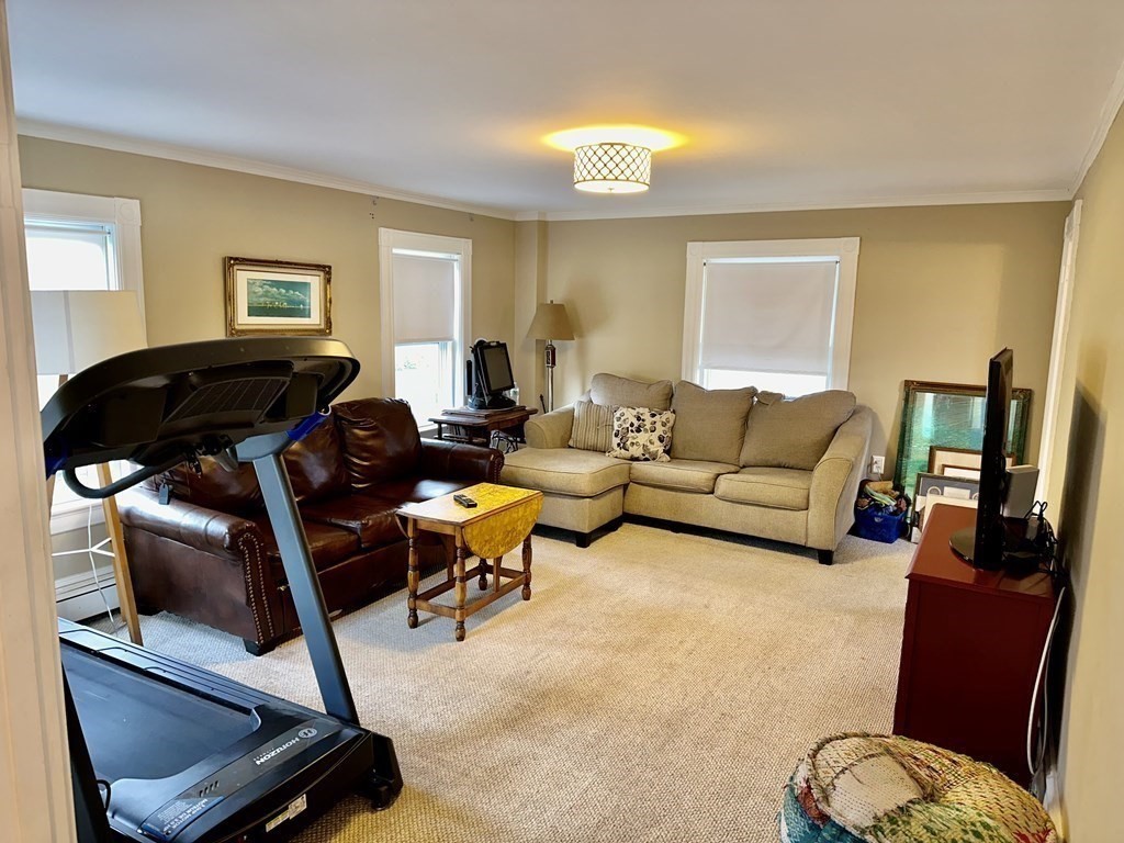 38 Old Nahant Road Wakefield, MA 01880 - Photo 10 of 39 Gallery Image 10