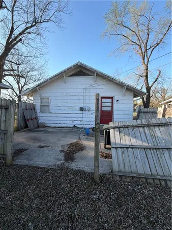 $89,000 | 412 Mulberry Street, Humboldt, KS 66748