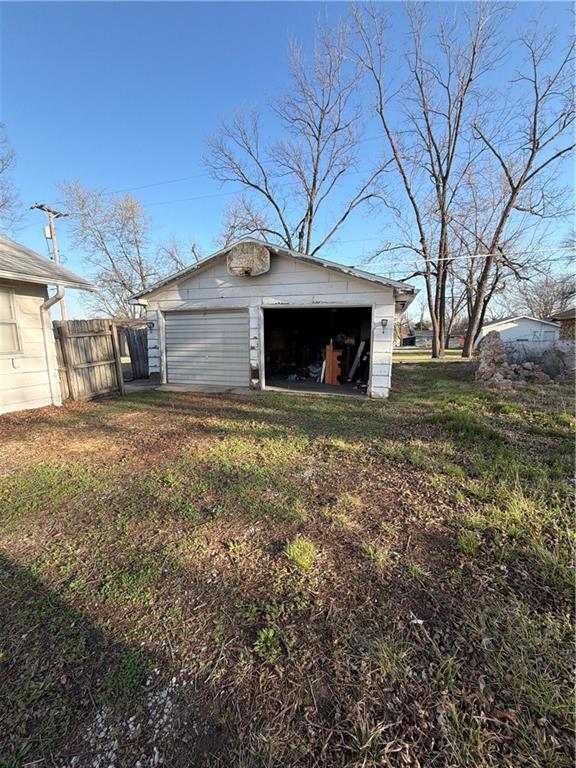412 Mulberry Street Humboldt, KS 66748 - Photo 5 of 15