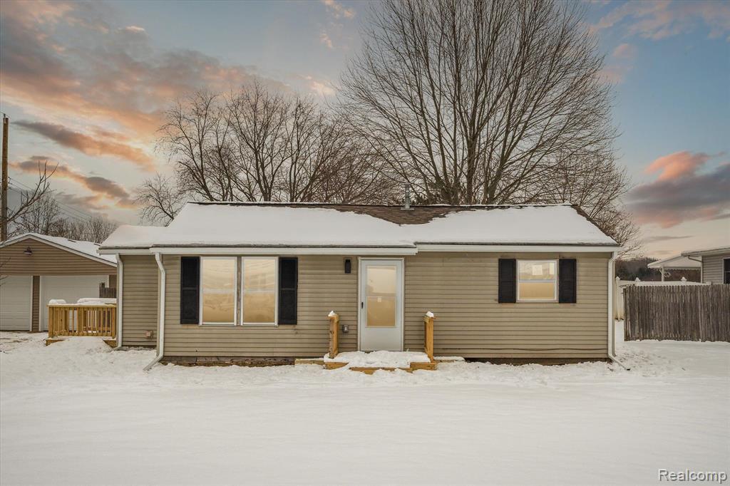 4356 North Vassar Road Flint, MI 48506 - Photo 1 of 27