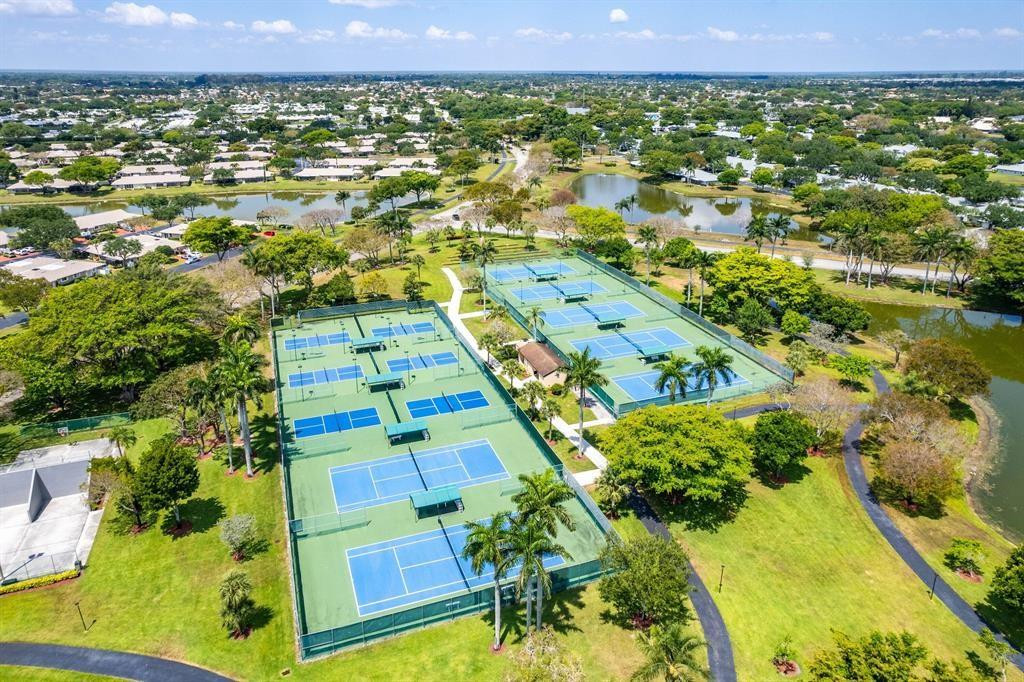 8260 Summerbreeze Lane Boca Raton, FL 33496 - Photo 32 of 37 Photo 32
