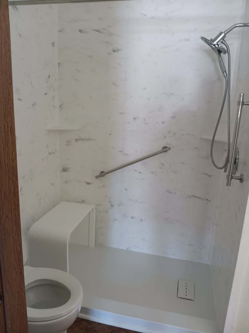 15 Creekside Circle, Unit B Elgin, IL 60123 - Photo 14 of 21