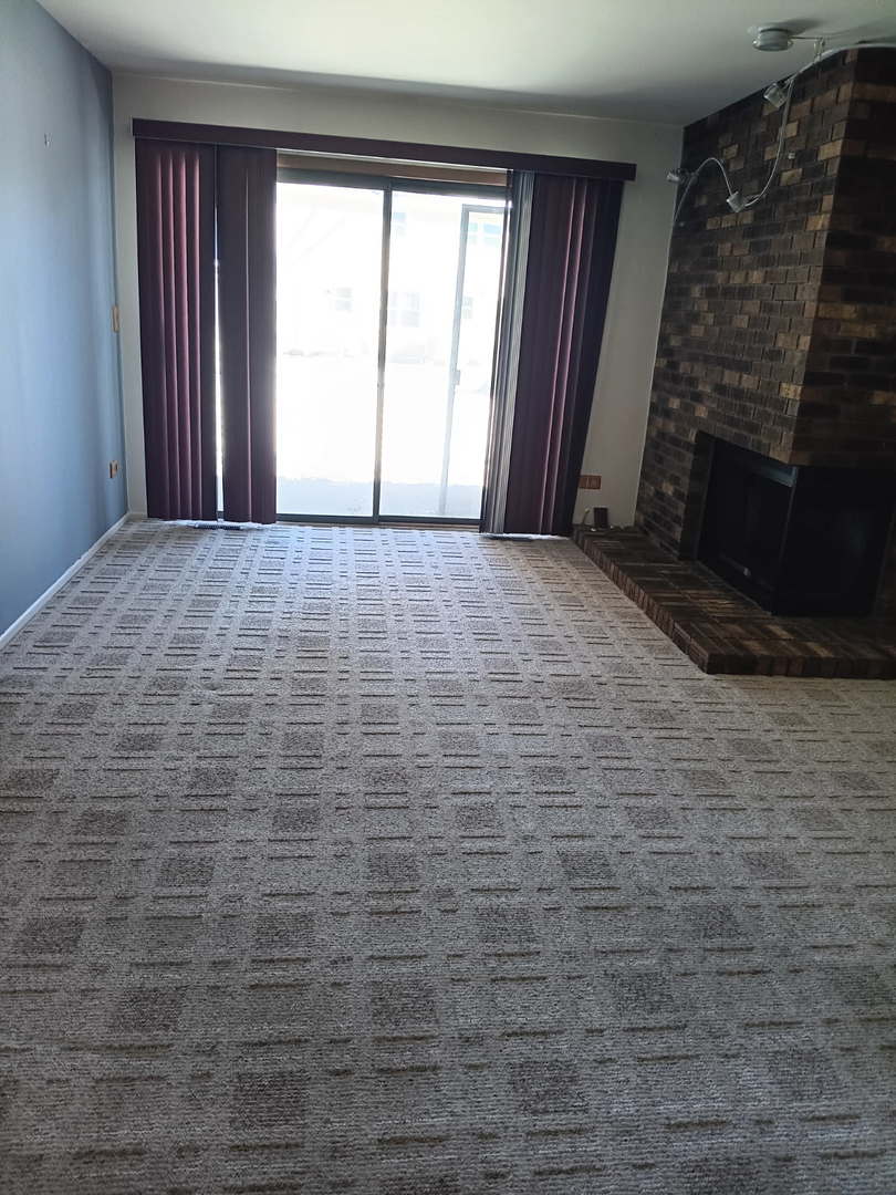 15 Creekside Circle, Unit B Elgin, IL 60123 - Photo 17 of 21