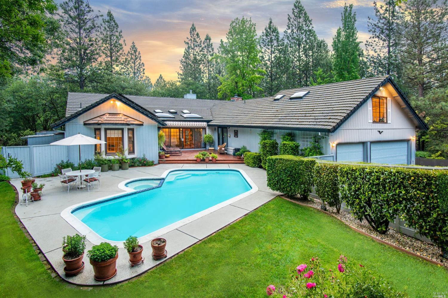 14178 Bar Ela Ranch Road Grass Valley, CA 95945 - Photo 2 of 50