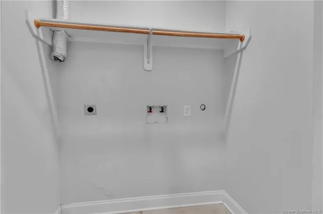 $210,000 | 850 West Sallier Street, Unit 14, Lake Charles, LA 70601