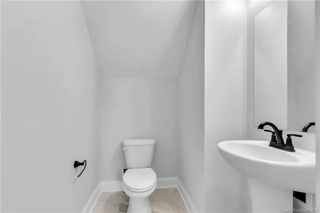 $210,000 | 850 West Sallier Street, Unit 14, Lake Charles, LA 70601