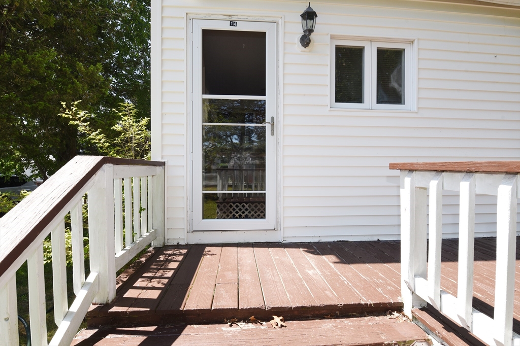 14 Prospect Street Wareham, MA 02532 - Photo 6 of 16 Gallery Image 6
