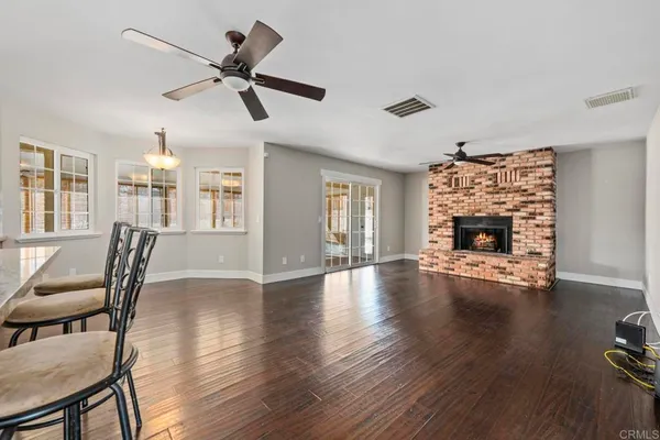 $2,450 | 73853 Playa Vista Drive, Twentynine Palms, CA 92277