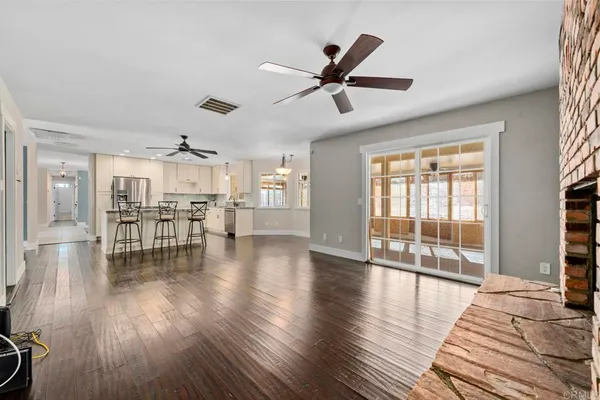 $2,450 | 73853 Playa Vista Drive, Twentynine Palms, CA 92277