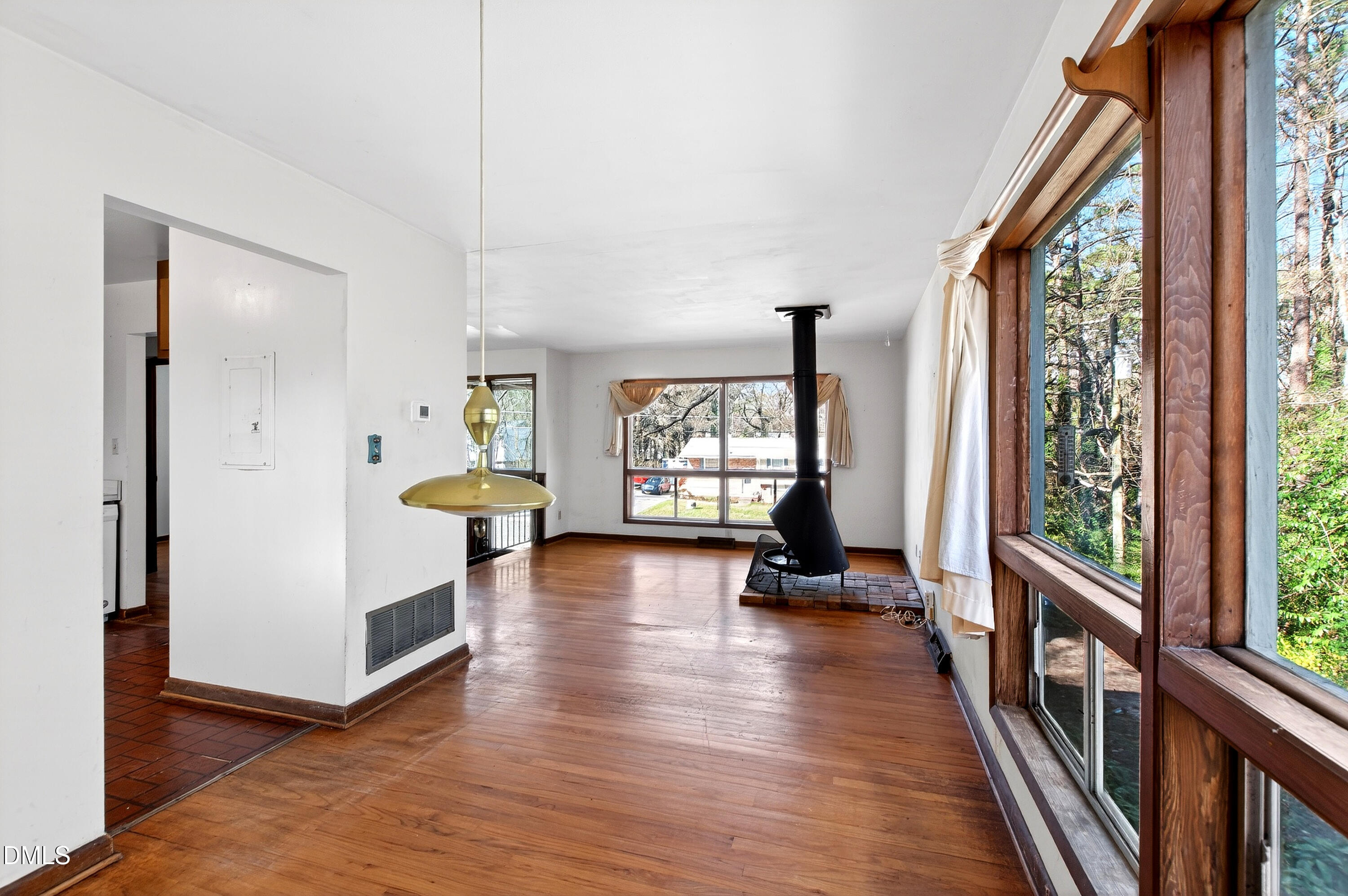 4332 Woodlawn Drive Raleigh, NC 27616 - Photo 11 of 37 11 Woodlawn (17)