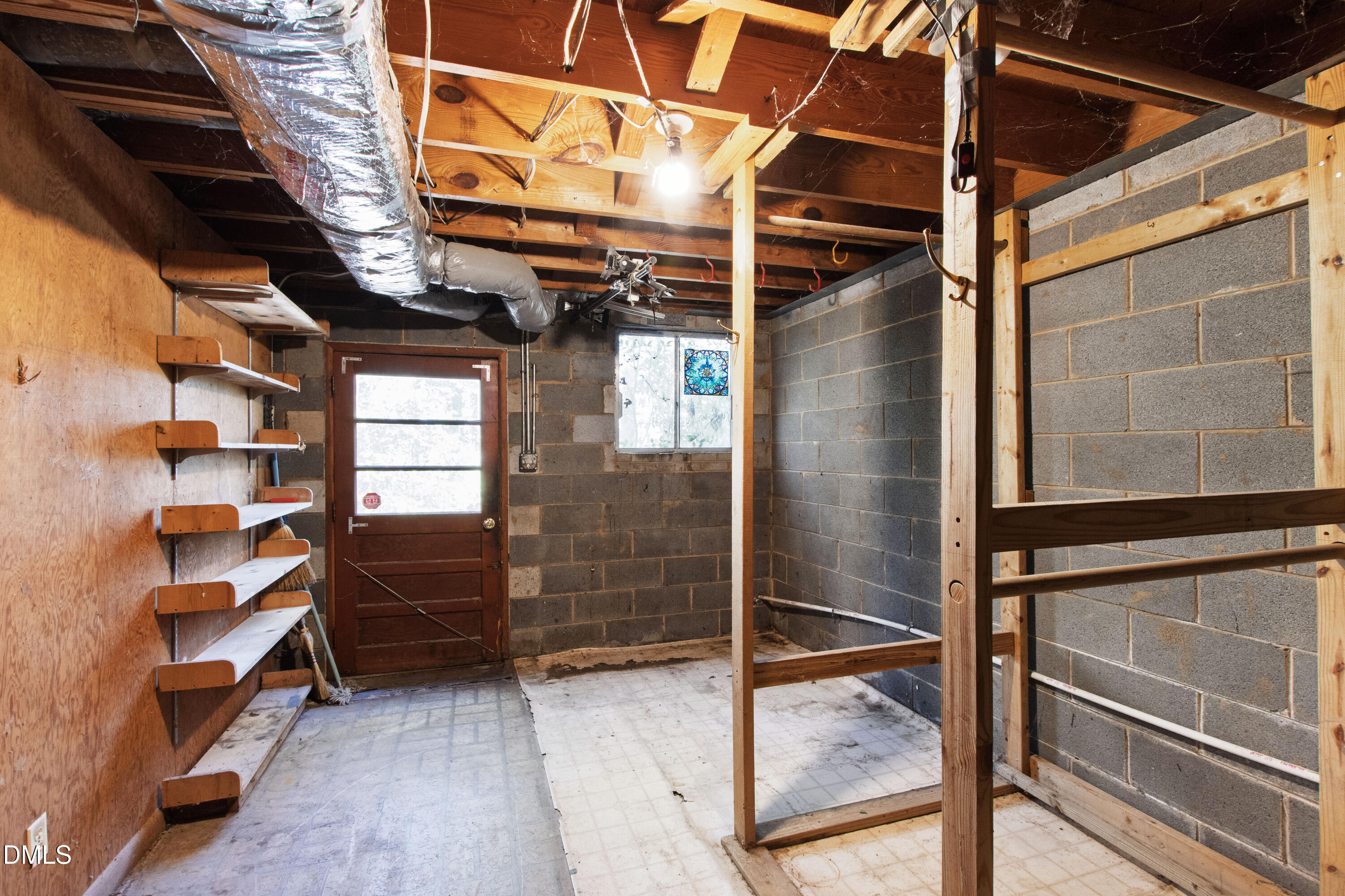 4332 Woodlawn Drive Raleigh, NC 27616 - Photo 35 of 37 33 Woodlawn (39)